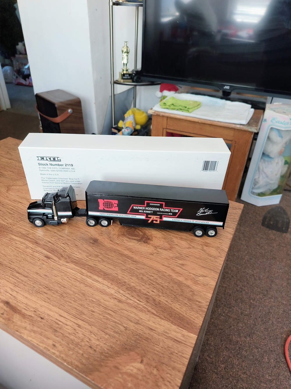 1992 Diecast Toy Semi ETRL 1/64 Scale With Box